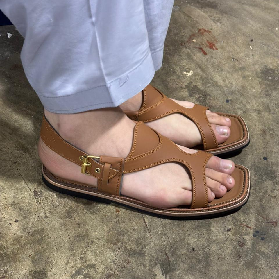 DajiWear Pure Leather Handmade Panjedar Peshawari Chappal